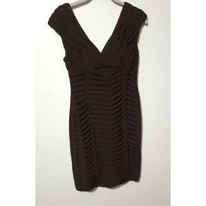 Adriana Papell Black Textured Dress. Size 4